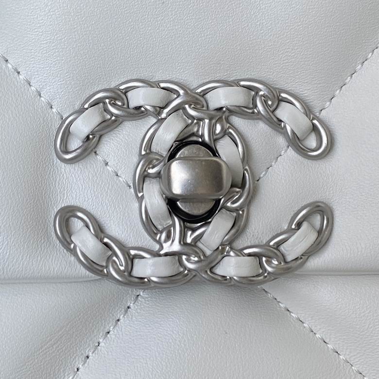 CHANEL 19 26cm AL 6 (3)